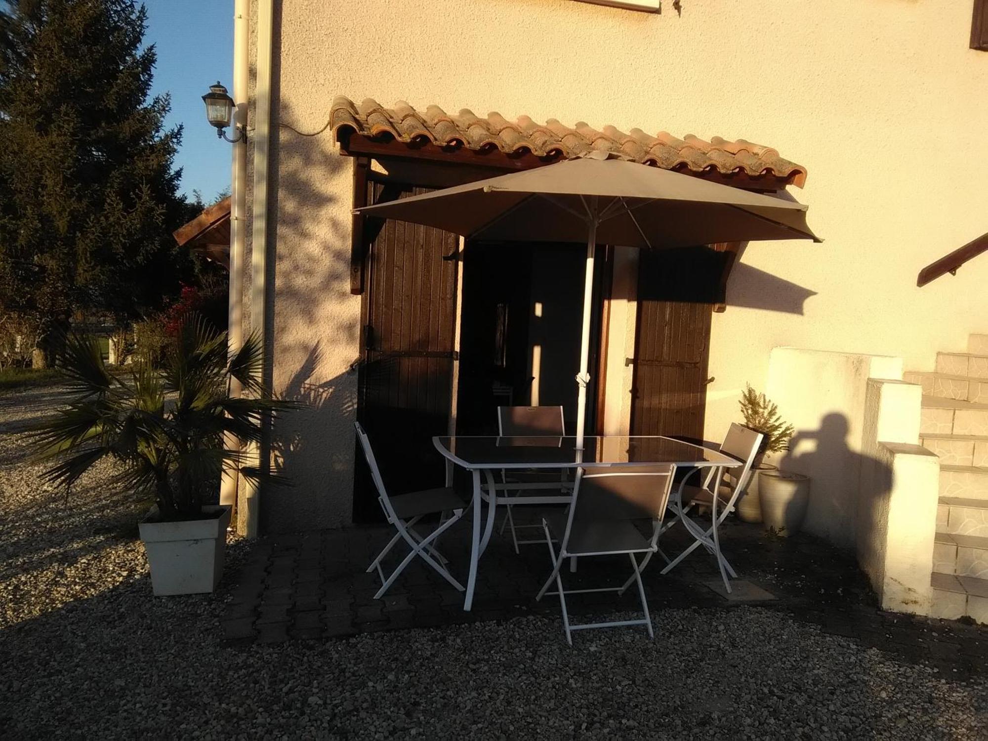Patrice Et Chrstel Appartement Independant Chatuzange-le-Goubet المظهر الخارجي الصورة